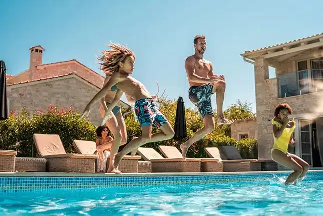 famille piscine